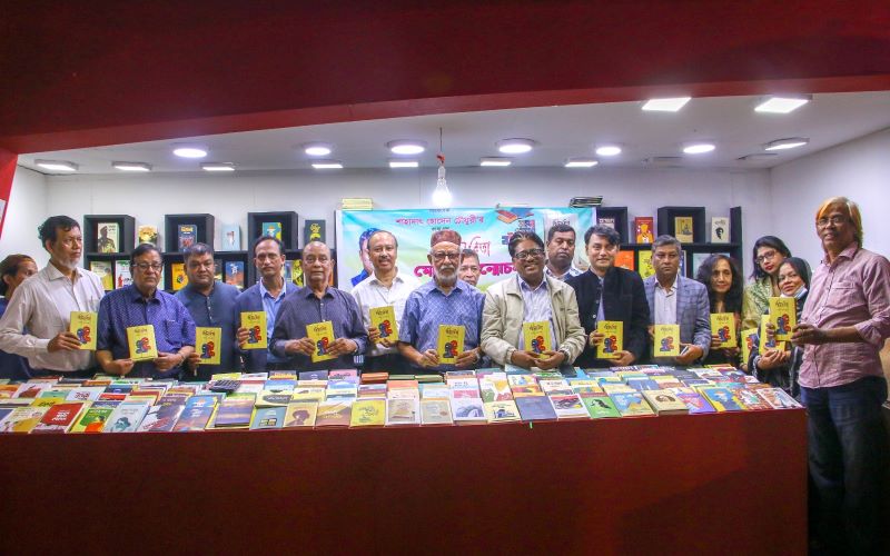 সাংবাদিক শাহাদাৎ হোসেন চৌধুরীর কাব্যগ্রস্থ ‘দ্বিচারিতা’র মোড়ক উন্মোচন